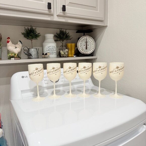 6 Vintage Moet & Chandon Ice Imperial Cream & Gold Acrylic Champagne Goblets - Picture 6 of 17